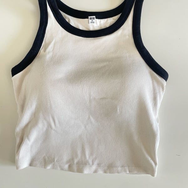 Uniqlo Women's Ribbed Cropped Bra Tank Top with Contrast Trim