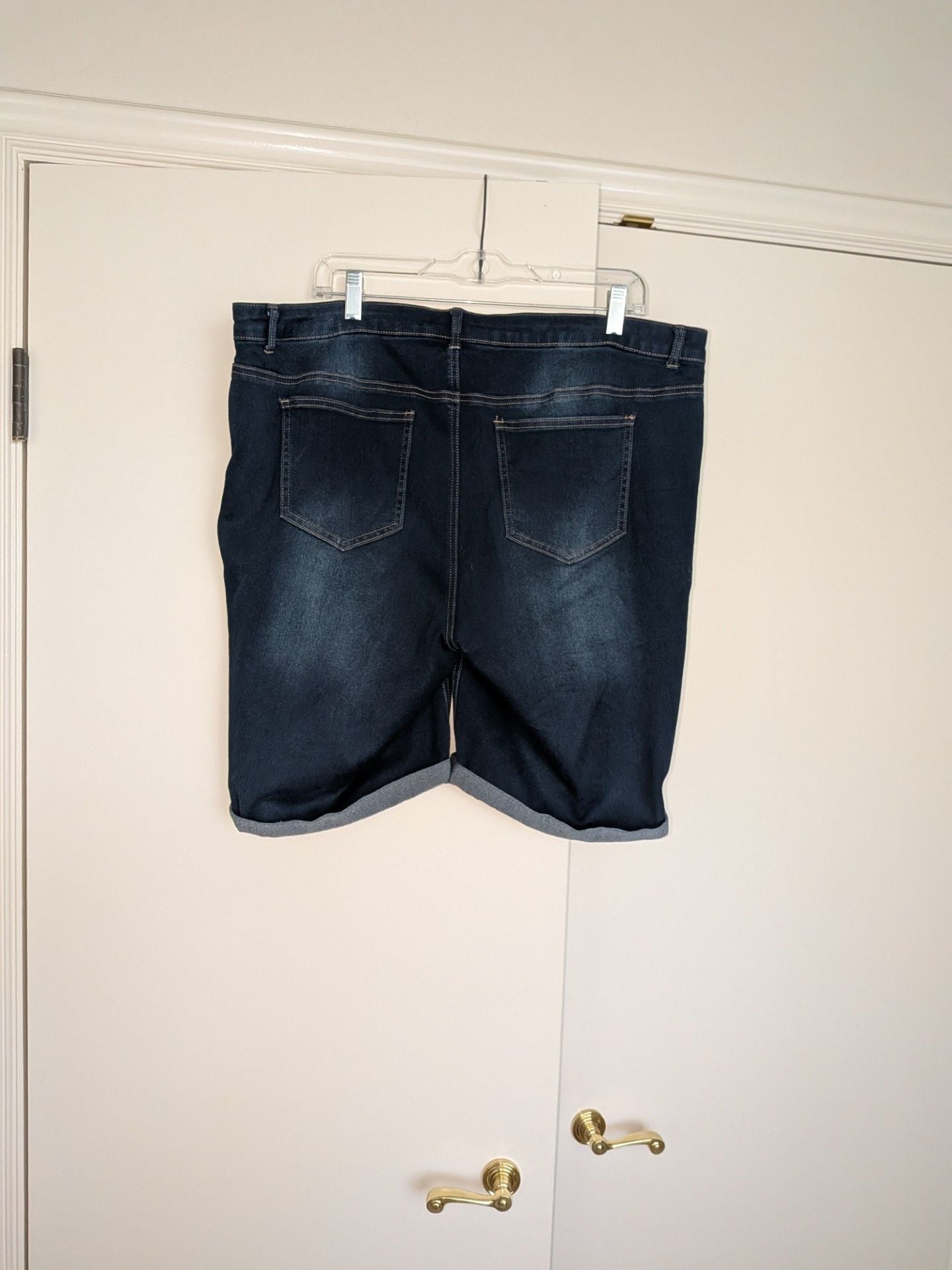 Morgan & Walker Women's Plus Size Size 20 Rolled Cuff Denim Bermuda Shorts 2