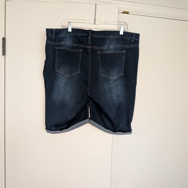 Morgan & Walker Women's Plus Size Size 20 Rolled Cuff Denim Bermuda Shorts