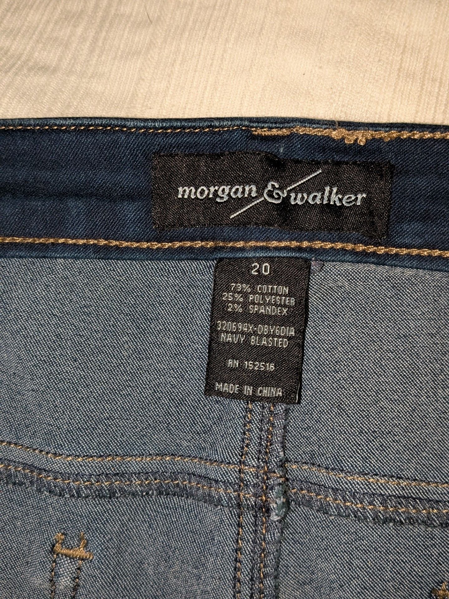 Morgan & Walker Women's Plus Size Size 20 Rolled Cuff Denim Bermuda Shorts 5