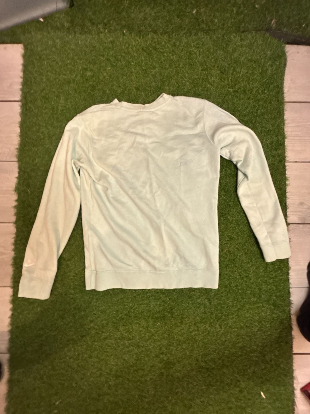 Nike Sportswear Just Do It Circle Logo Graphic Crewneck Sweatshirt 6