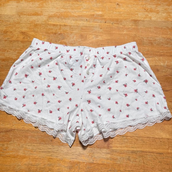 Primark White Floral Ditsy Print Lace Trim Pajama Cami and Short Set