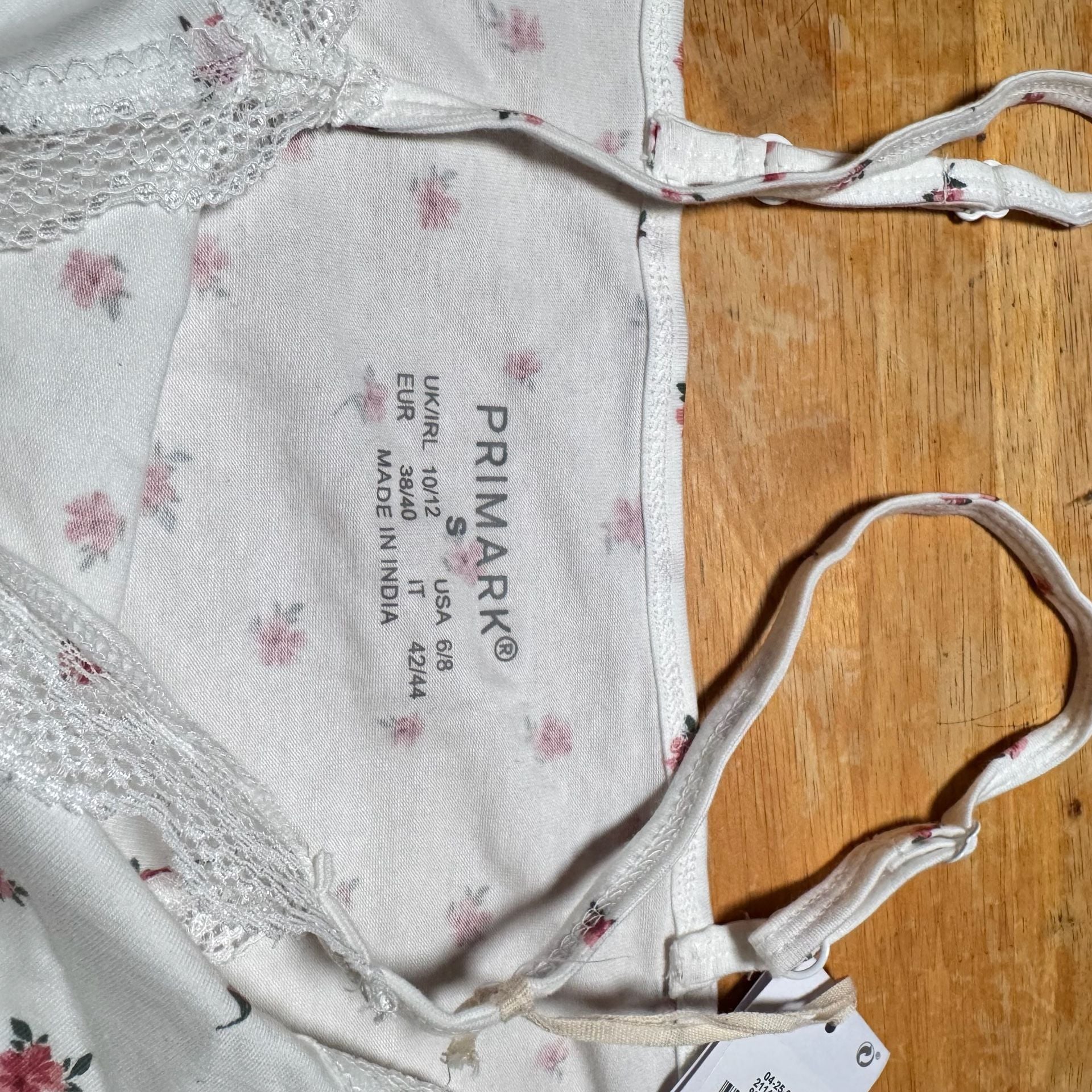 Primark White Floral Ditsy Print Lace Trim Pajama Cami and Short Set 7