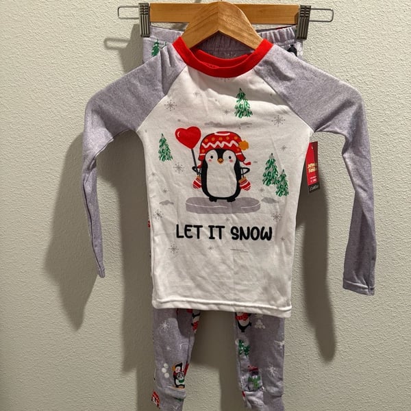 Cuddl Duds Jammies For Your Families Girls Let It Snow Penguin 2-Piece Pajama Sleep Set Size 6