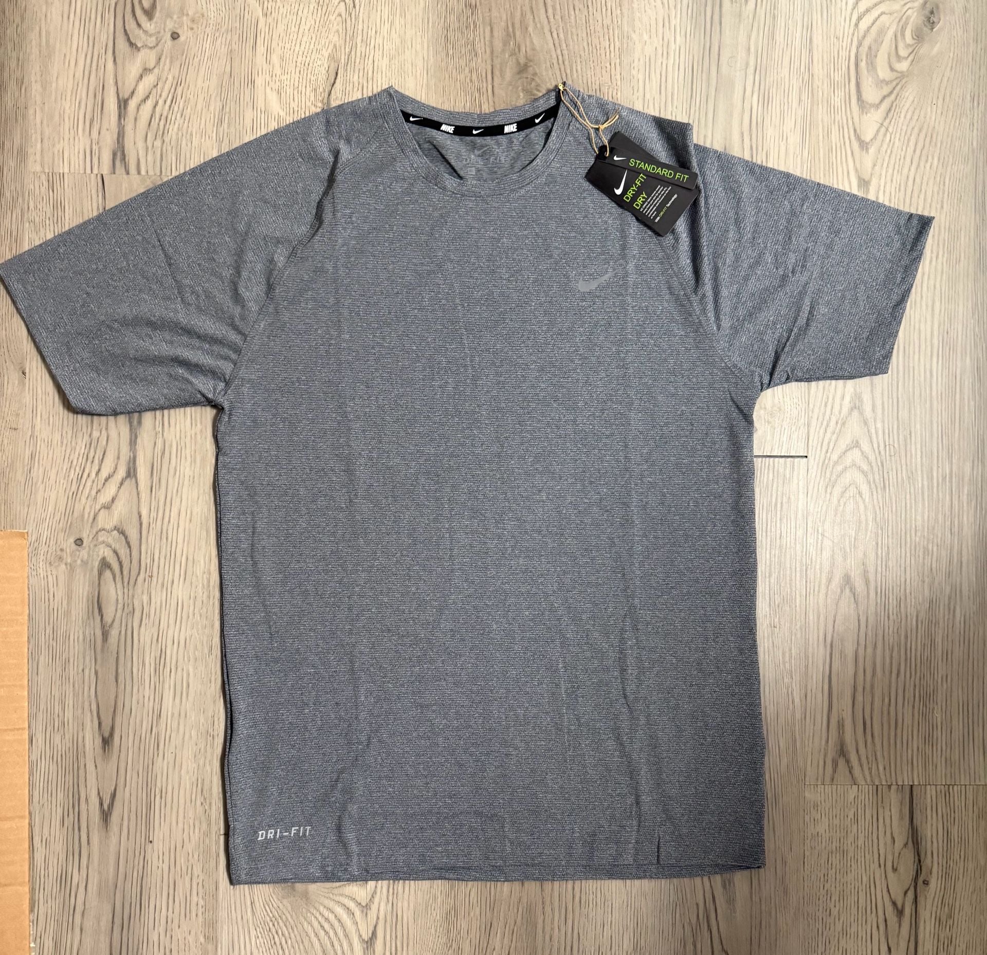 Nike Men's Dri-FIT Heathered Training T-Shirt and Athletic Shorts Co-ord Set Size XL 2