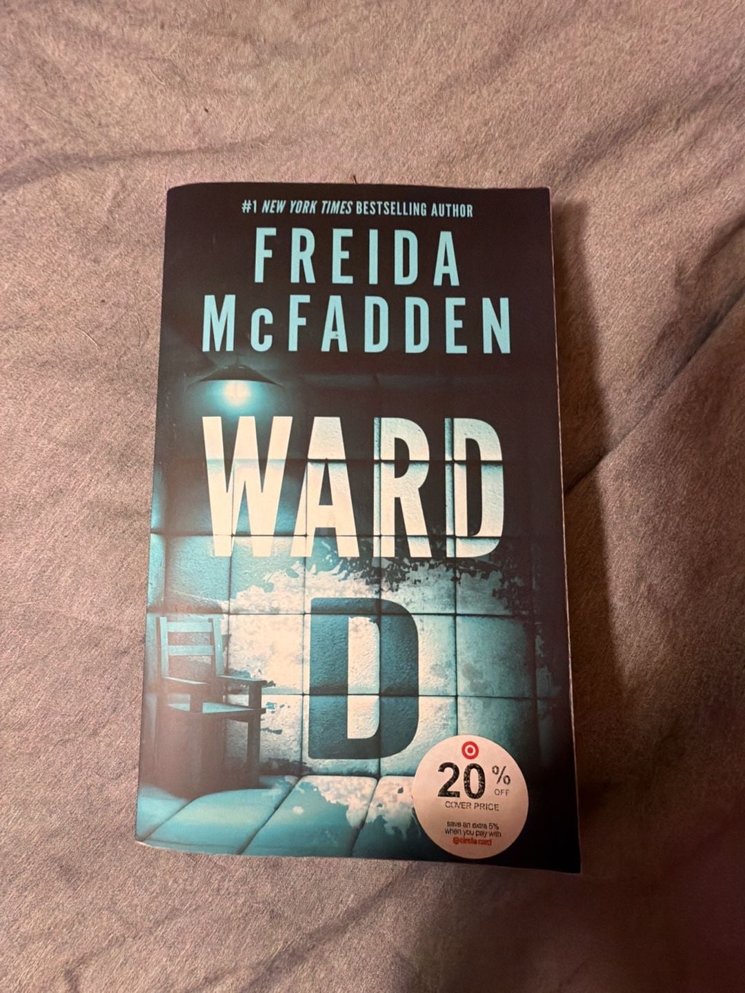 Ward D by Freida McFadden (Paperback) 1