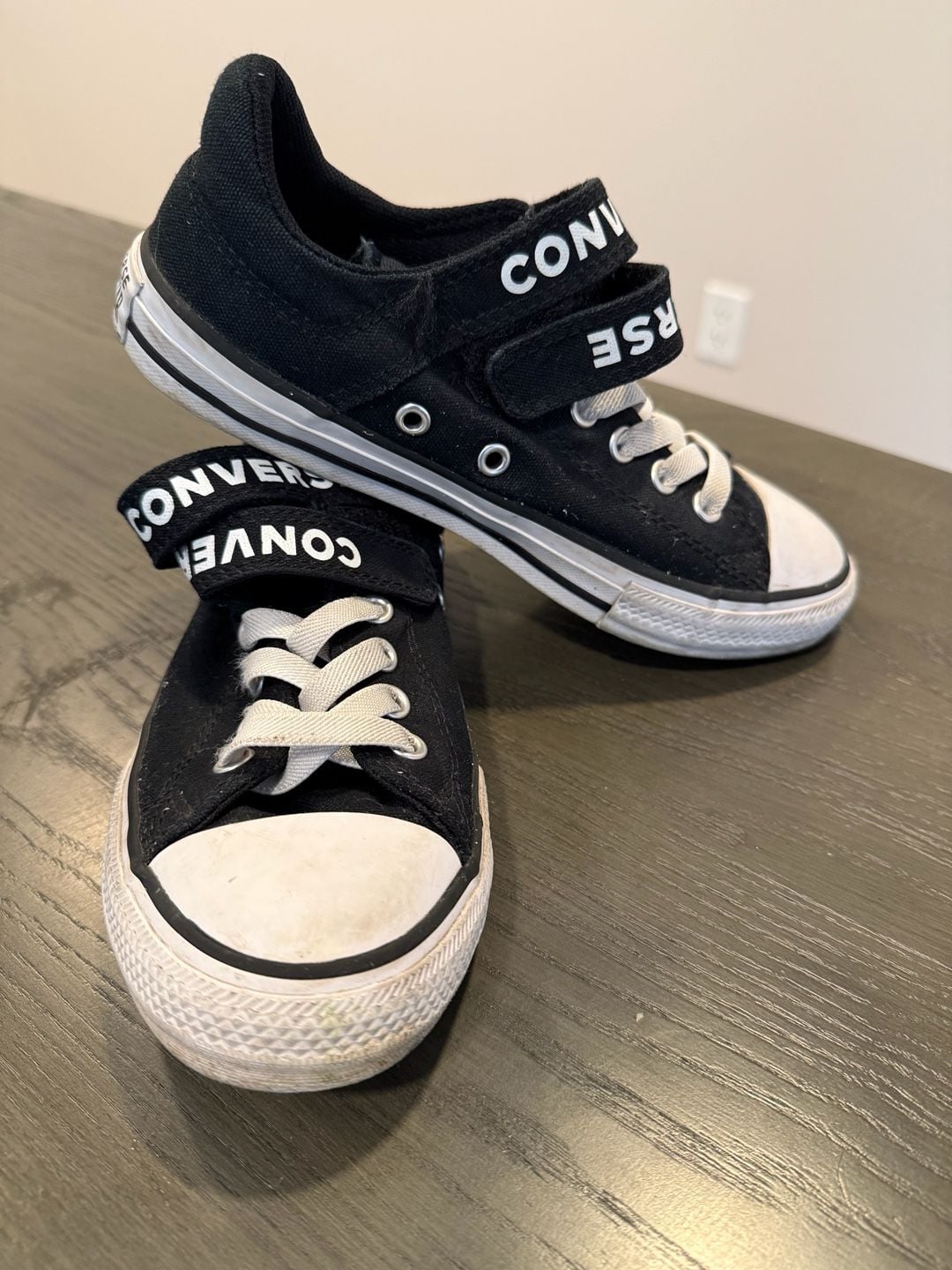 Converse All Star Malden Street Junior Double Strap Low Top Sneakers Boys size 2 2