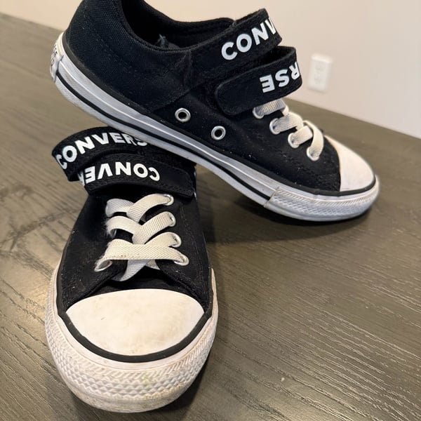 Converse All Star Malden Street Junior Double Strap Low Top Sneakers Boys size 2