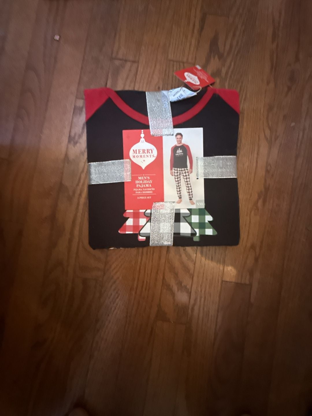 Merry Moments Men's 2-Piece Christmas Pajama Set 1