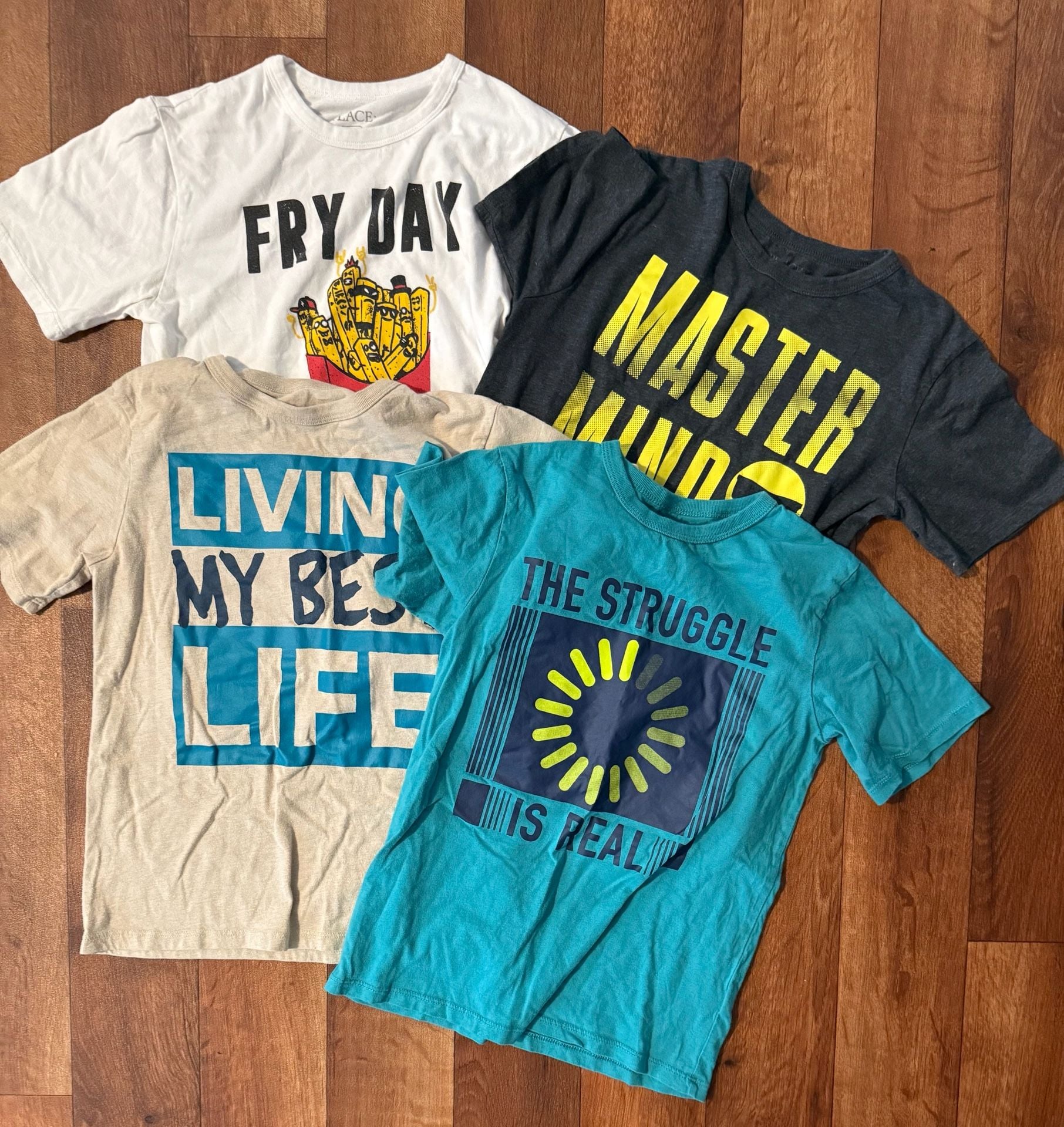 The Children's Place Boys Short Sleeve Graphic T-Shirt Bundle (4 Pack) size Medium 7-8 1