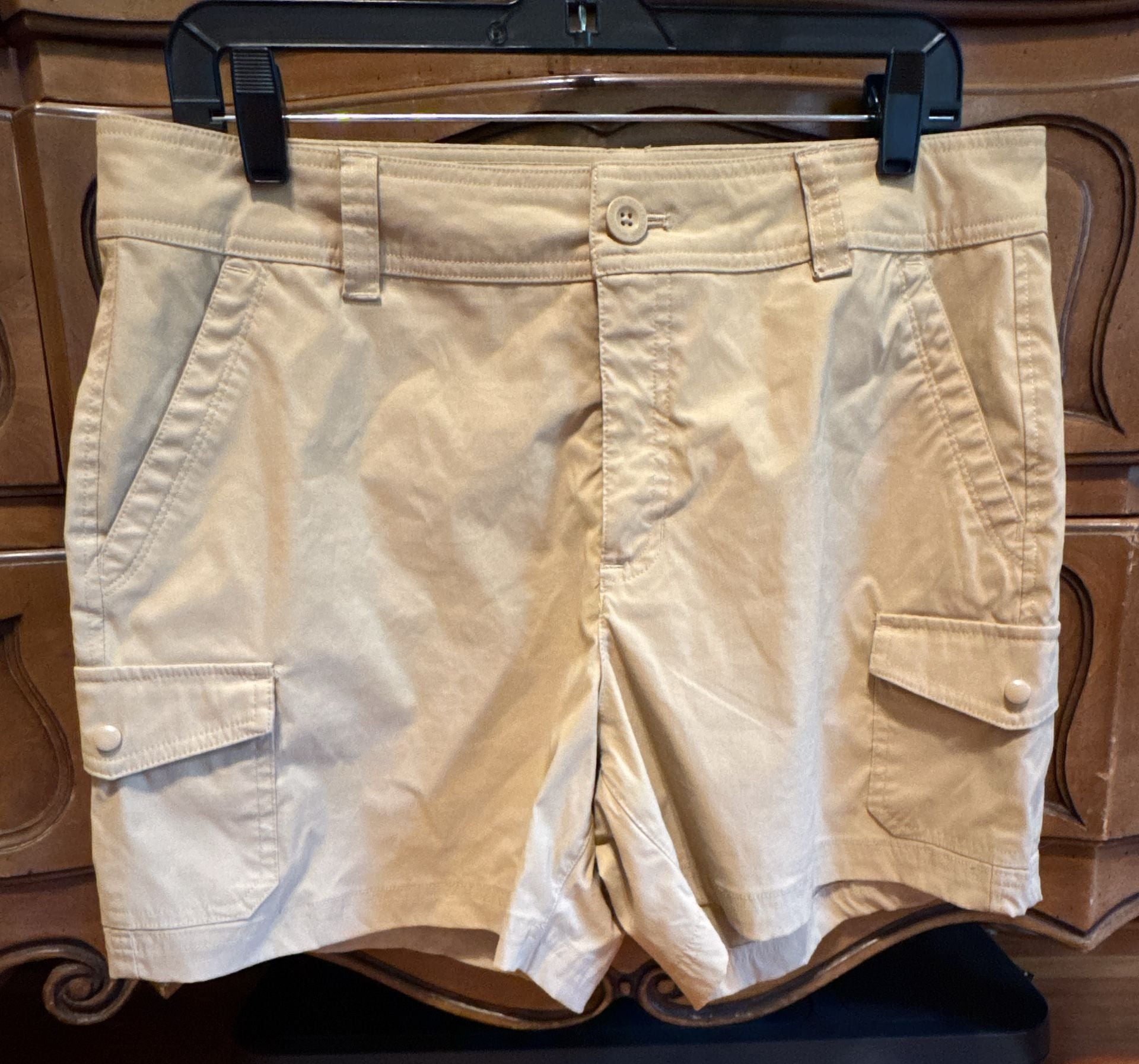 Eddie Bauer Women's Khaki Cargo Pocket Shorts Size 12 2