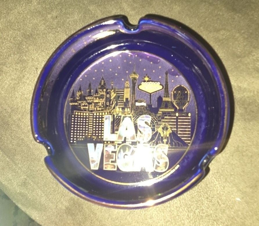 City Merchandise Las Vegas Souvenir Cobalt Blue Glass Ashtray 1