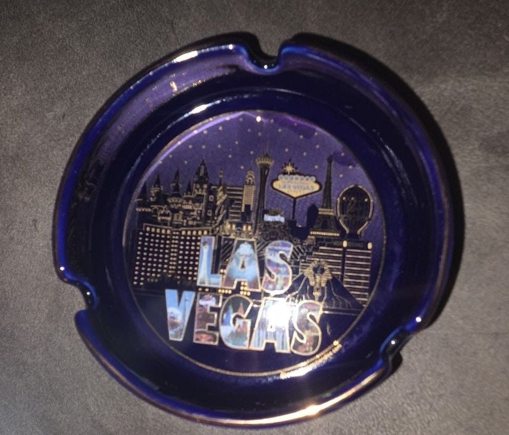 City Merchandise Las Vegas Souvenir Cobalt Blue Glass Ashtray 3