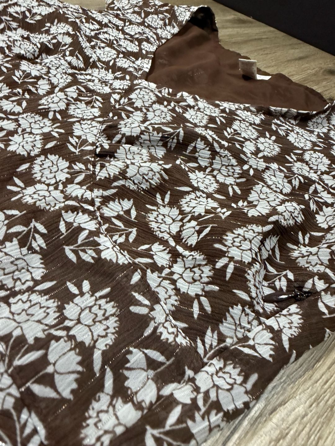 Old Navy Brown&White Floral Flutter Blouse 7