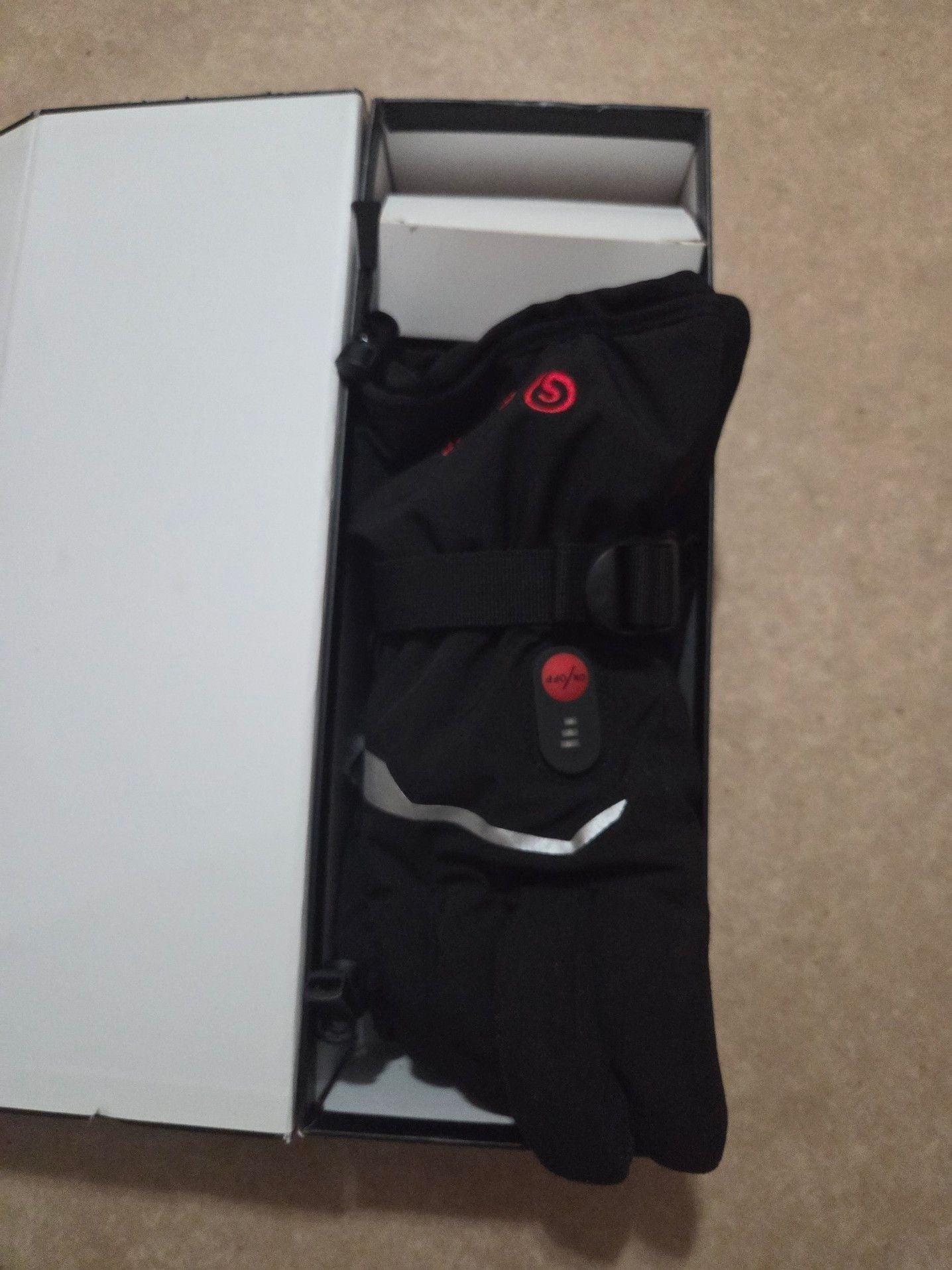 Savior Heat Rechargeable Electric Heated Winter Gloves with Battery Packs 3