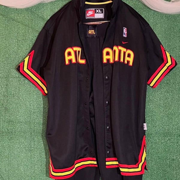 Vintage Nike 1974 Atl Hawks Rewind NBA Warm-Up Button-Down Shirt and Pants Set