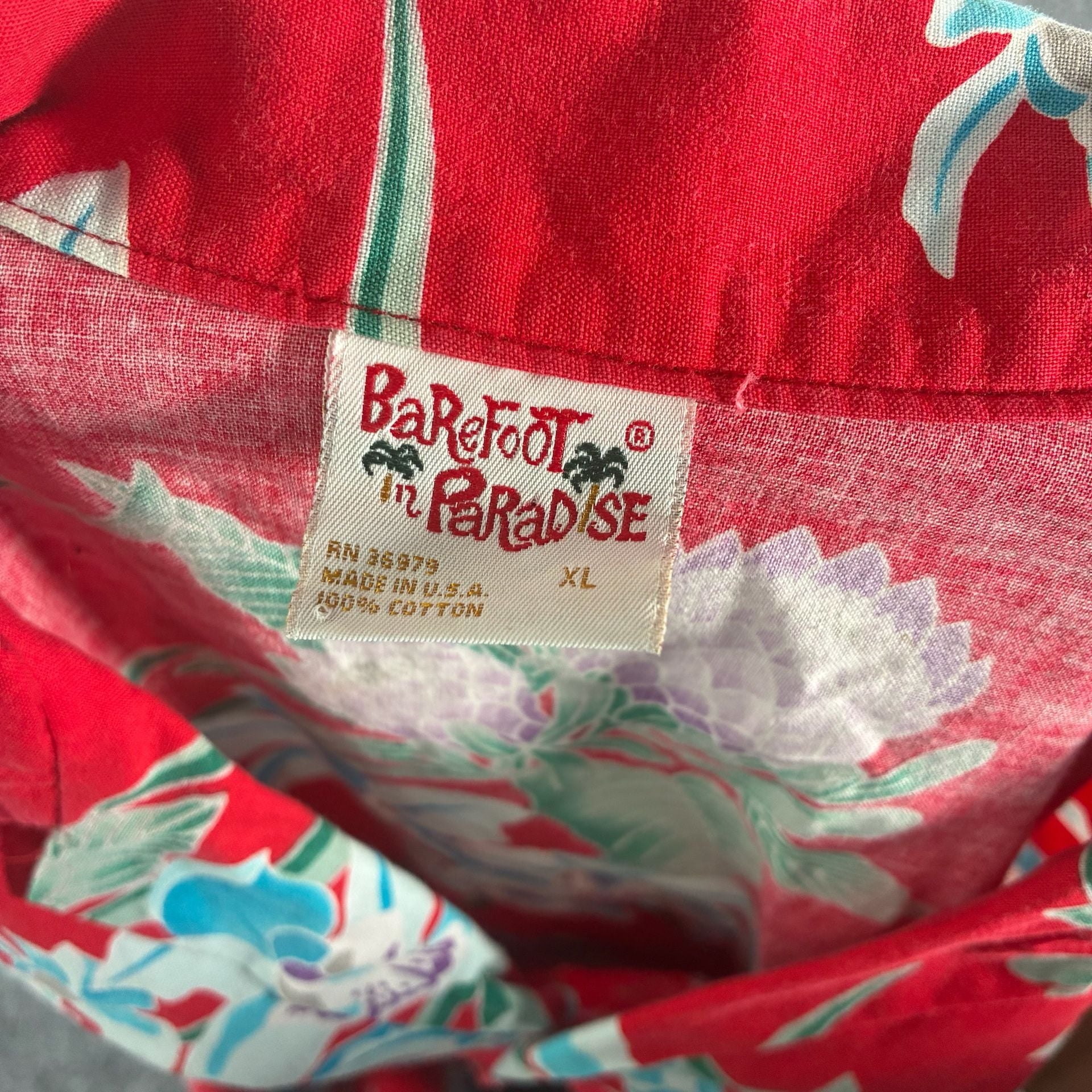 Vintage Paradise Found MAGNUM PI Aloha Hawaiian Shirt Red Floral Men's Large USA 7