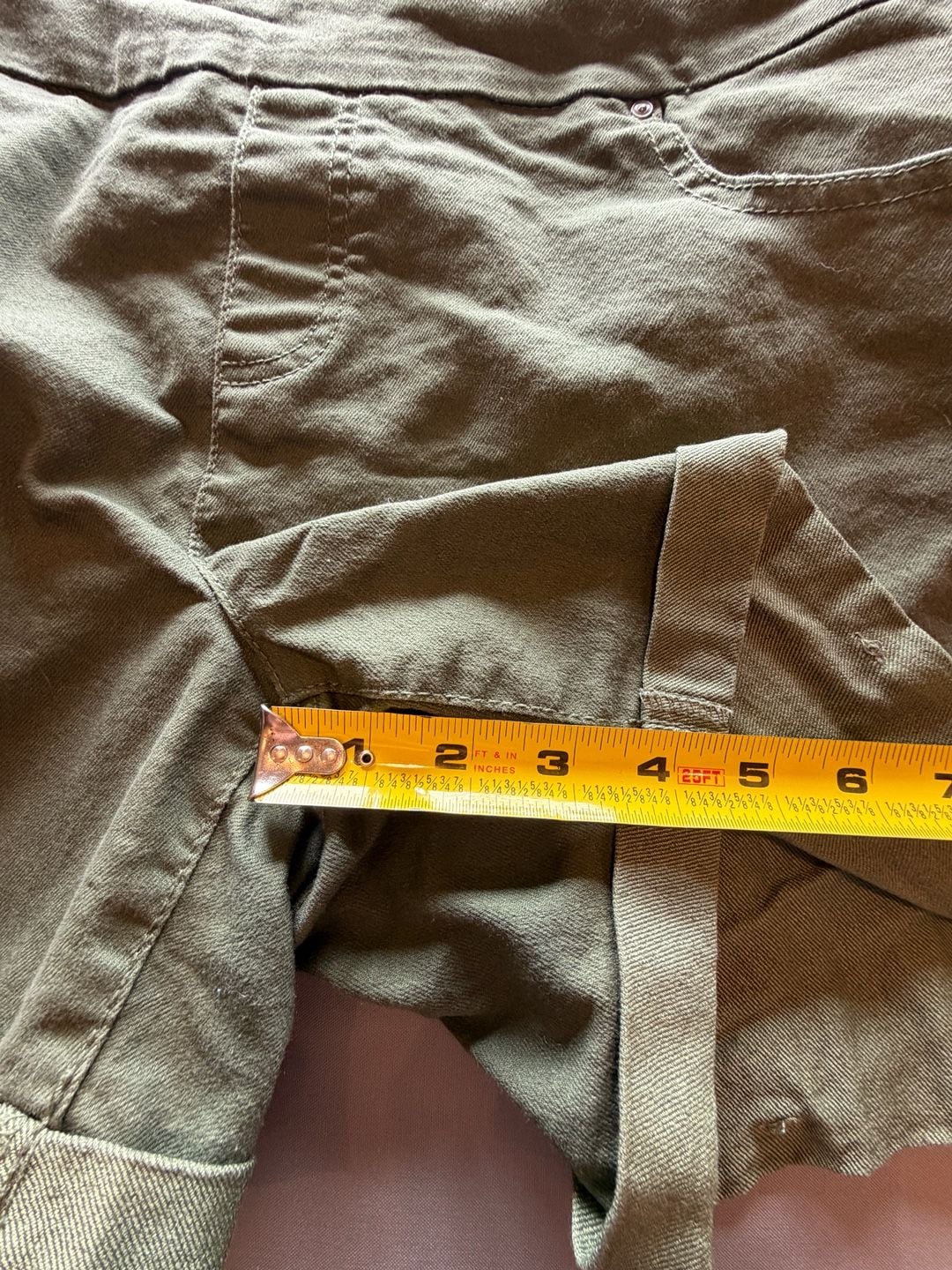Time and Tru Women's Olive Green Pull-On Cuffed Denim Shorts 7