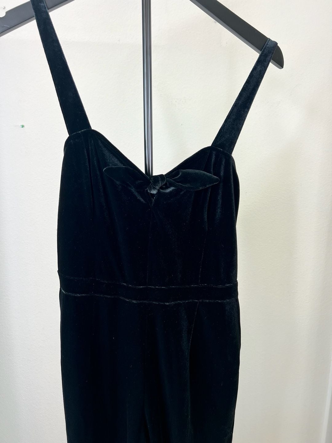 Abercrombie & Fitch Black Velvet Sleeveless Jumpsuit with Bow Detail 4