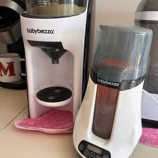 Baby Brezza Formula Pro Advanced Formula Dispenser and Baby Bottle Warmer Bundle