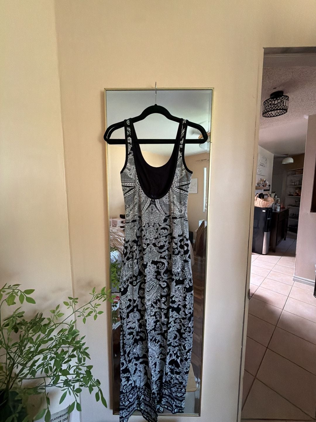 Billabong Designers Closet Black and White Paisley Print Knit Maxi Dress 3