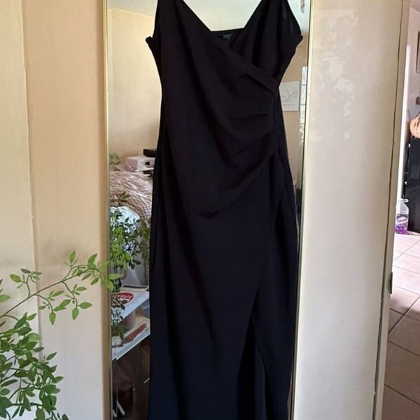 SHEIN Black Sleeveless V-Neck Ruched Side Slit Maxi Dress