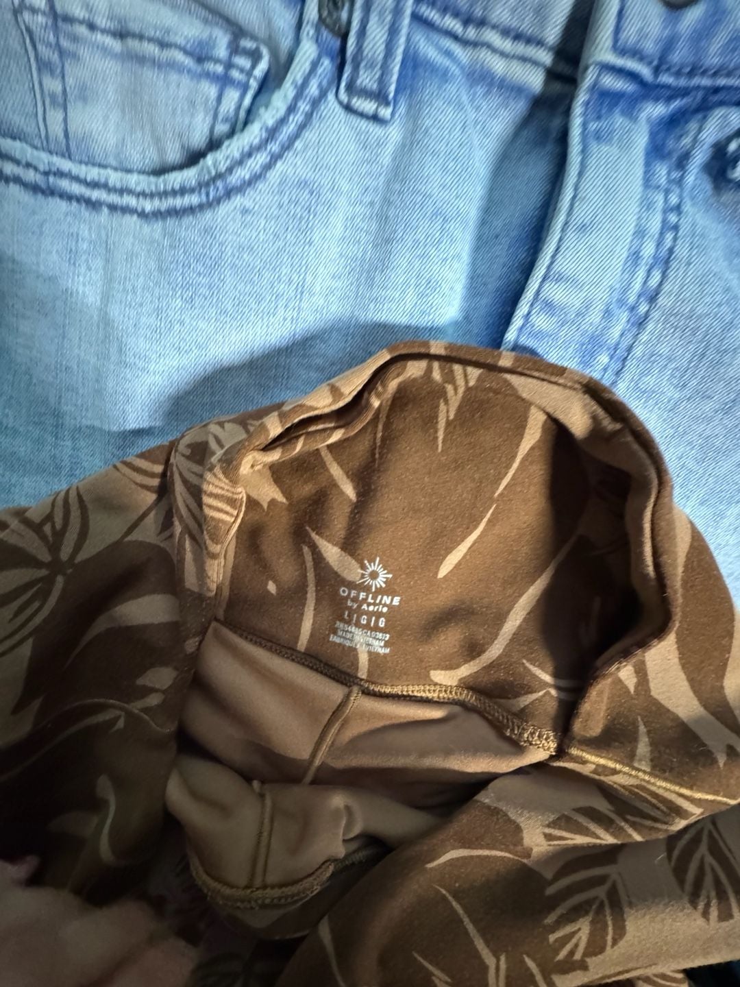 Product thumbnail 3