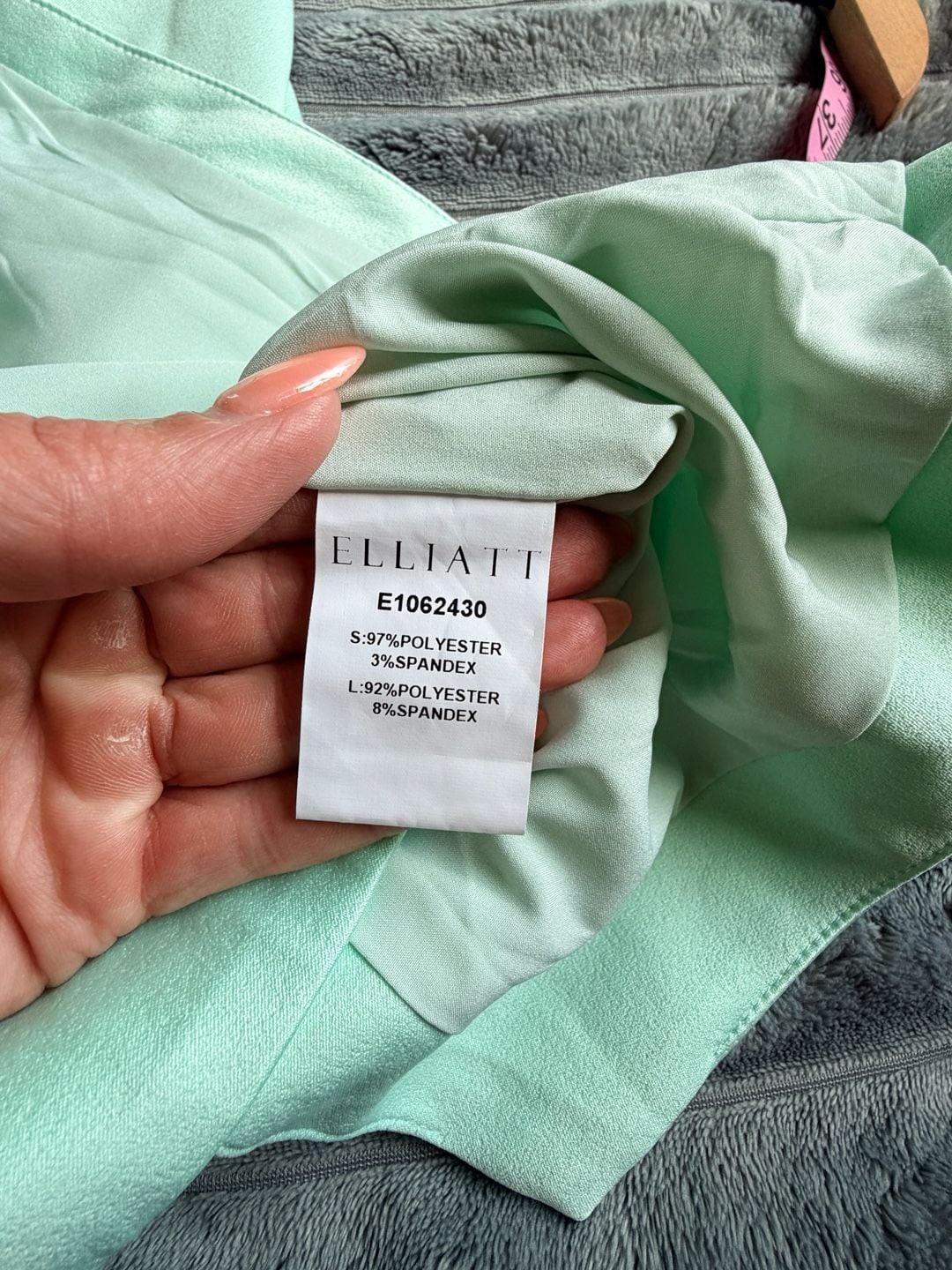 NWT Elliatt Aria Midi Dress Size L Mint Green NWT Halter Top Cocktail Coastal 5