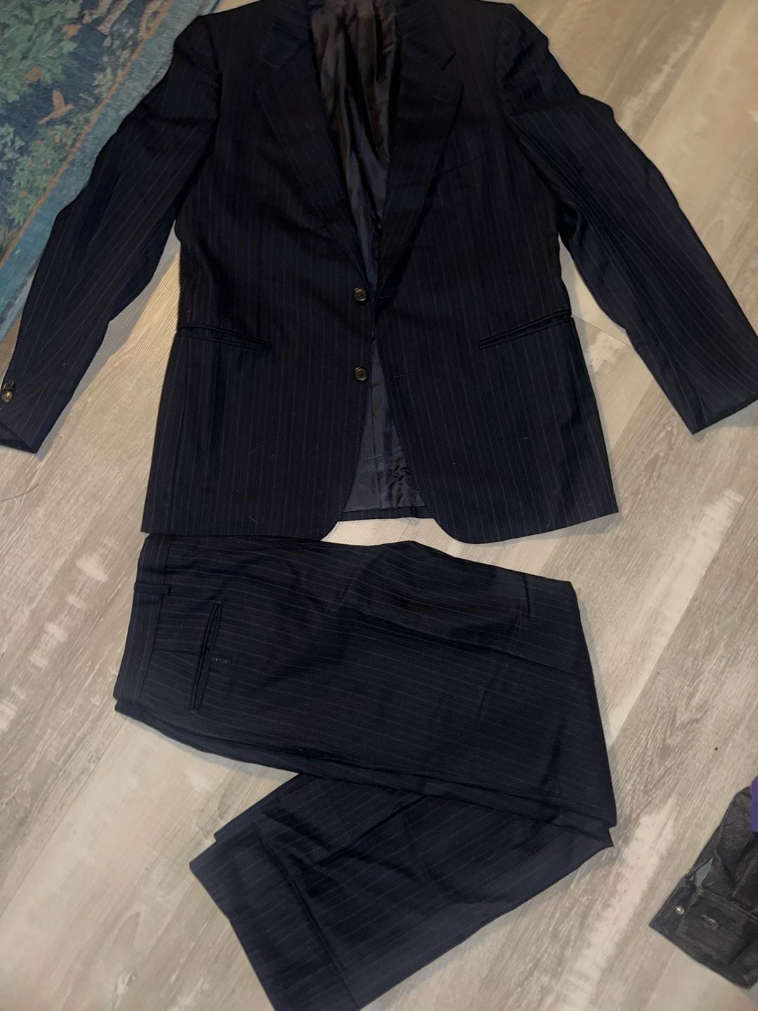 Castellani Milano Men's Navy Blue Pinstripe Suit Set 1