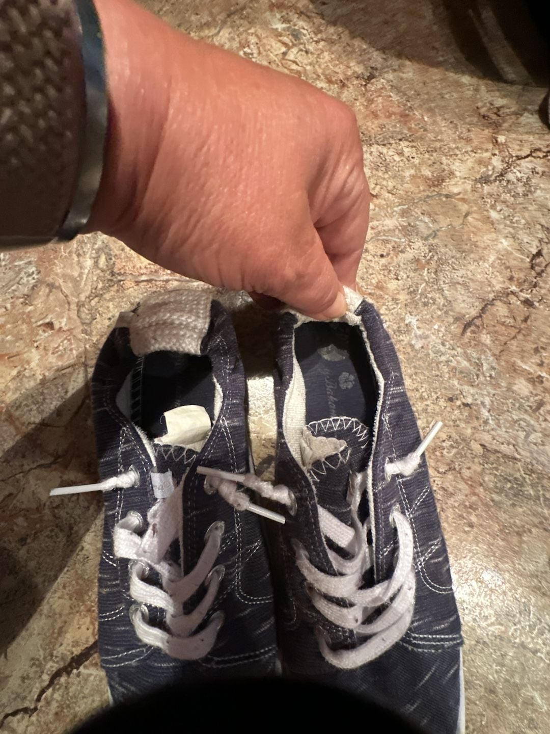 Tommy Bahama Women's Navy Blue Canvas Slip-On Sneakers 7