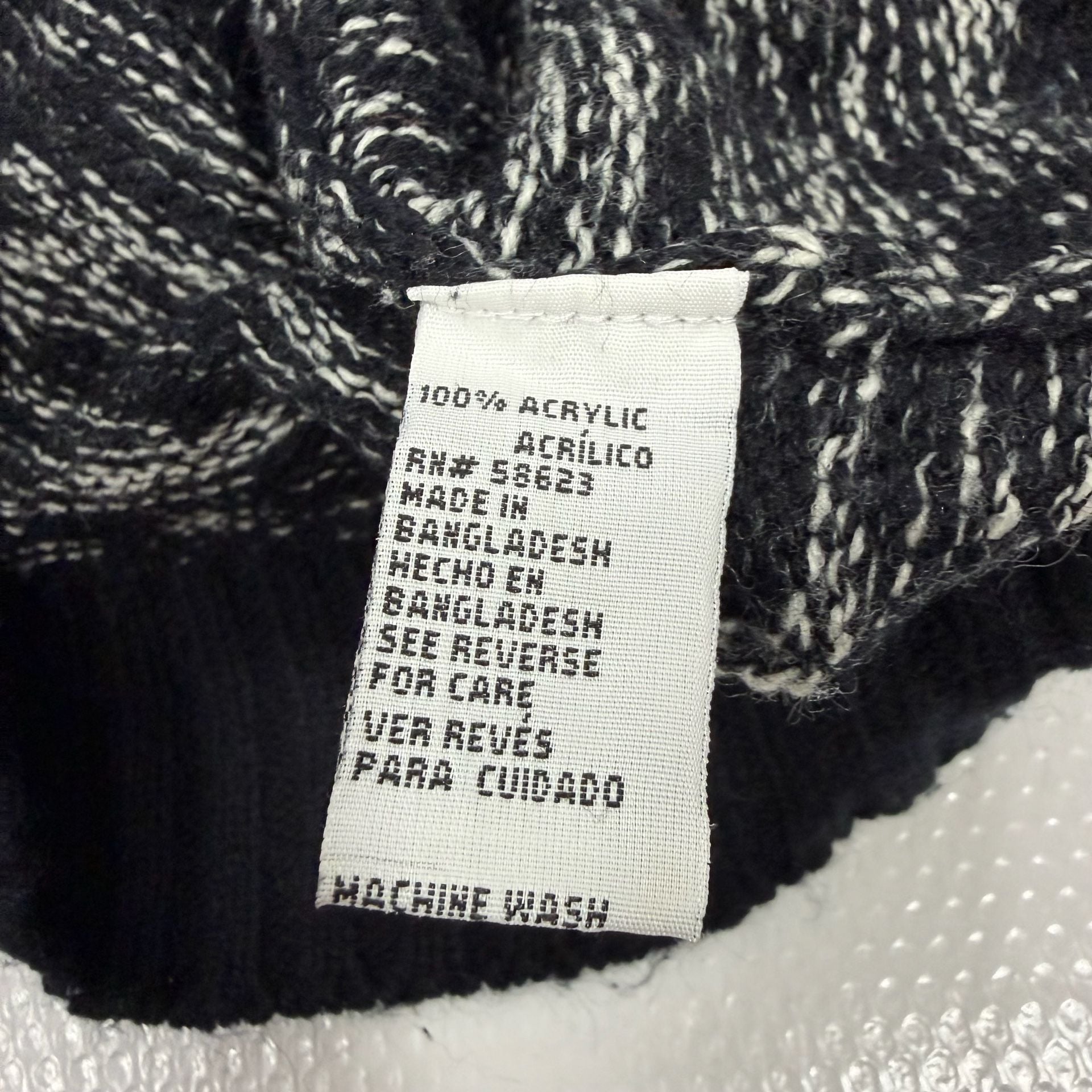 Carol Rose Women's Marled Black and White Knit V-Neck Hoodie Sweater 8