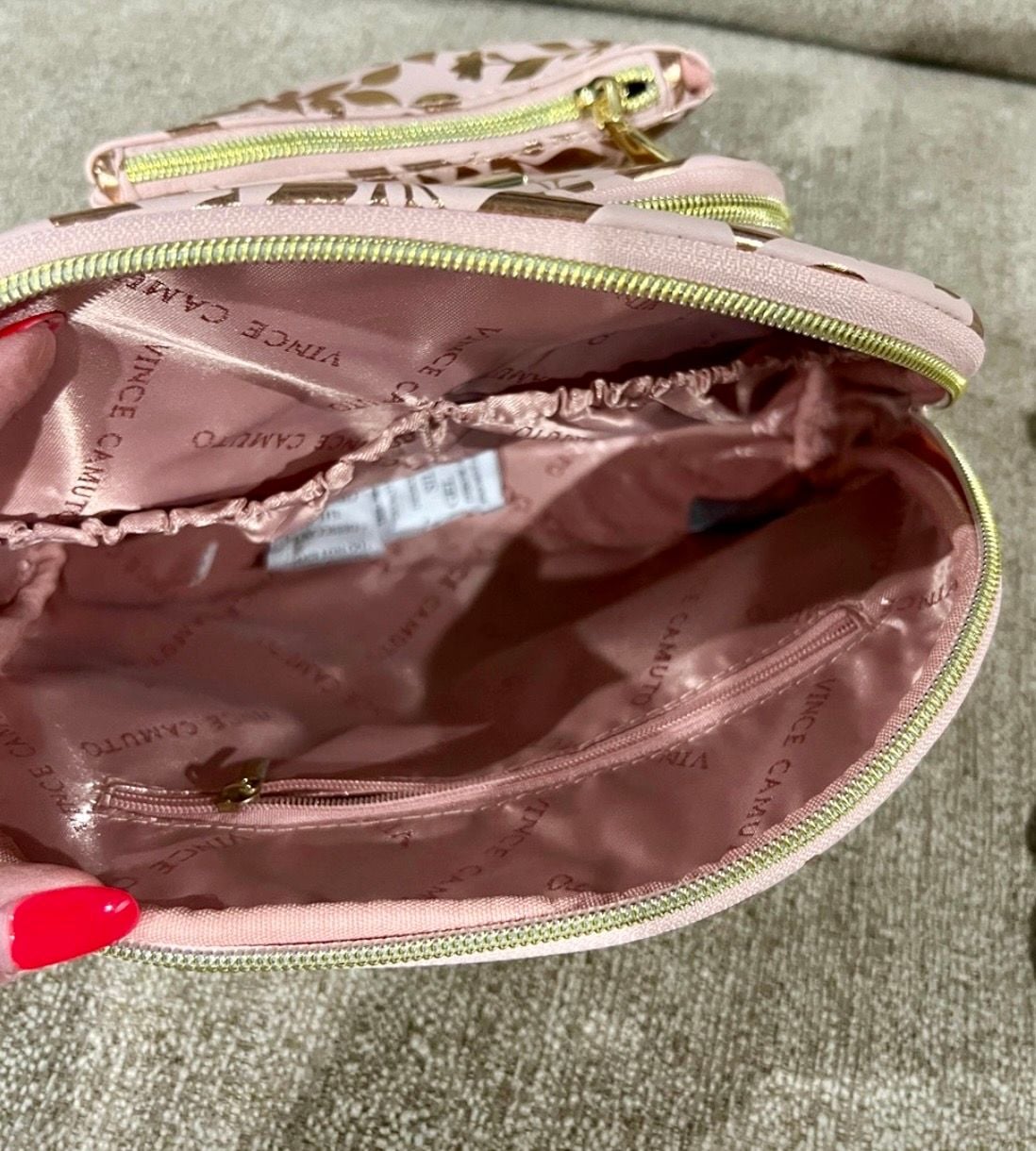 Vince Camuto Floral Print Cosmetic Bag Set 4
