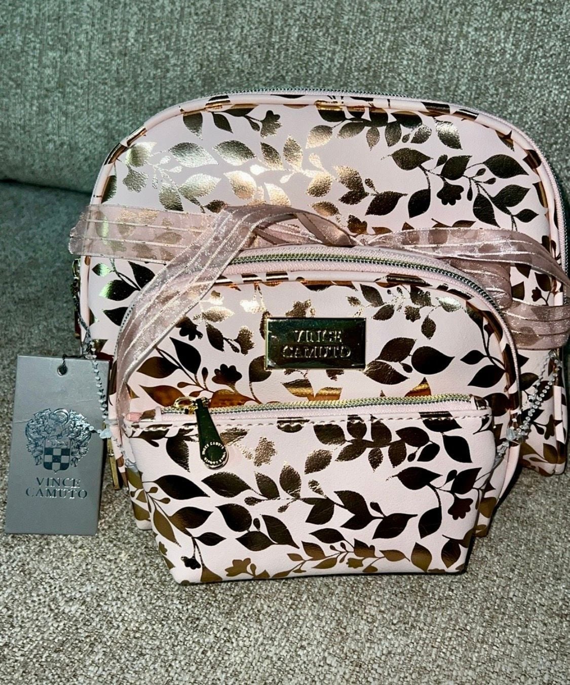 Vince Camuto Floral Print Cosmetic Bag Set 1