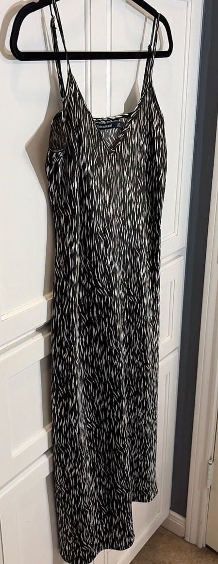 Calvin Klein Jeans Black White Animal Print Satin Slip Midi Dress LRG Timeless 5