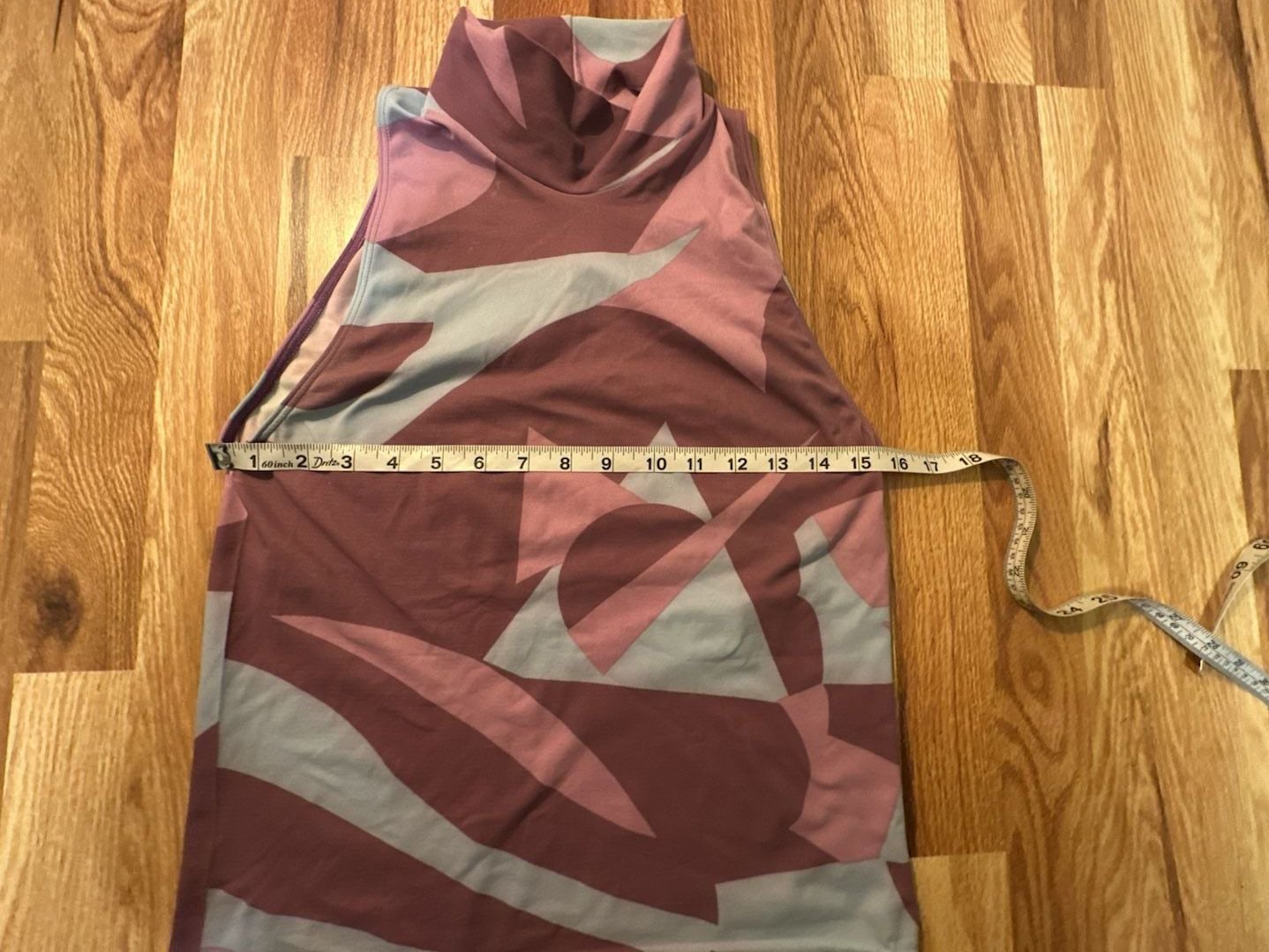 Victoria's Secret Mock Neck Geometric Print Tank Top L 7