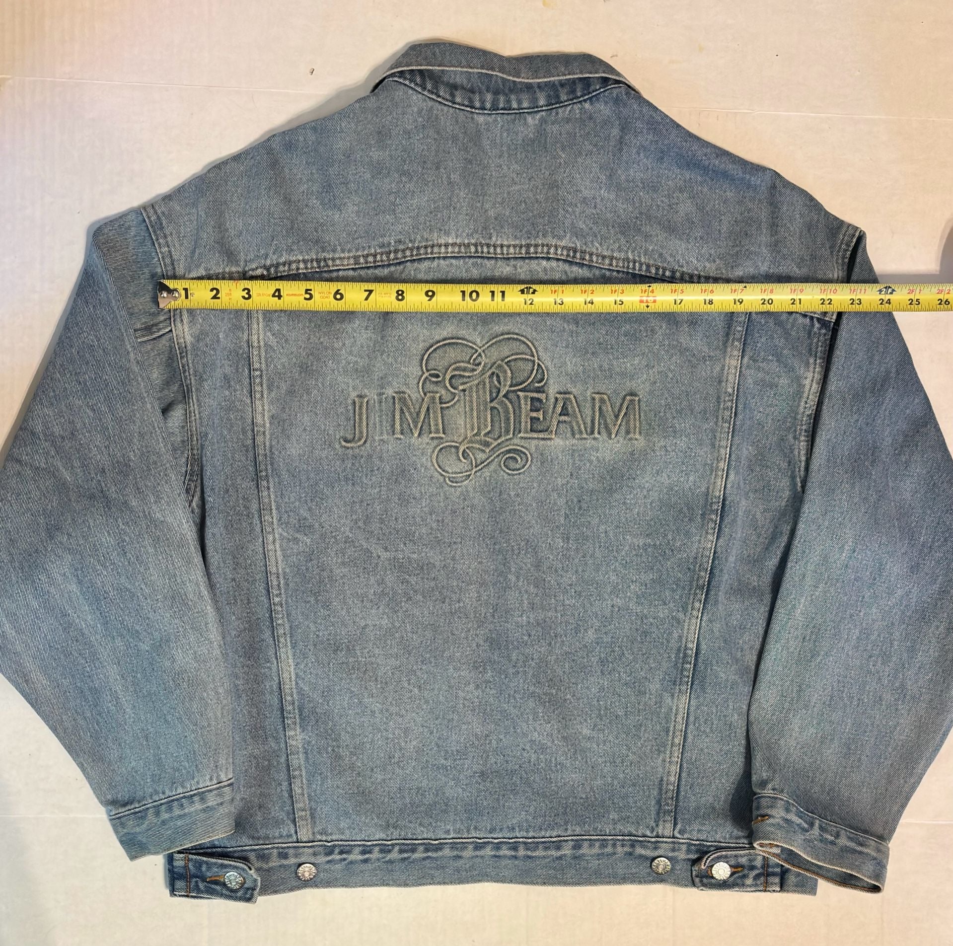 Vintage authentic Jim Beam Embossed Denim Trucker Jacket Men’s Large Made in USA. 5