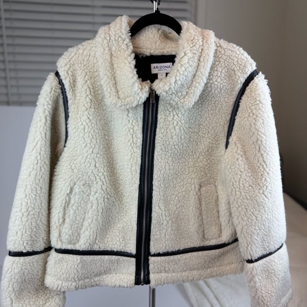 Arizona Jean Co. Women's Faux Sherpa Fleece Zip-Up Jacket with Black Trim