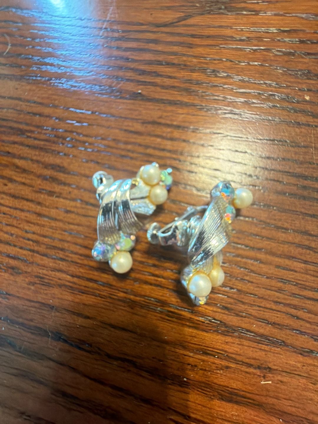 Vintage Faux Pearl and Aurora Borealis Crystal Silver Tone Clip-On Earrings 1