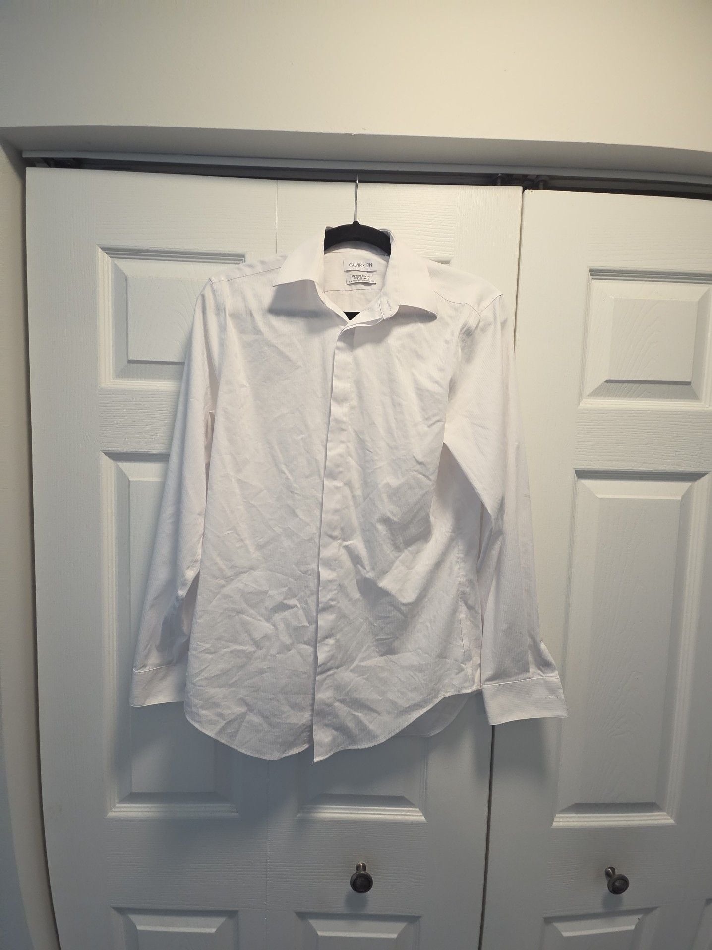 Calvin Klein Infinite Color Sustainable Slim Stretch Wrinkle Free Dress Shirt 3