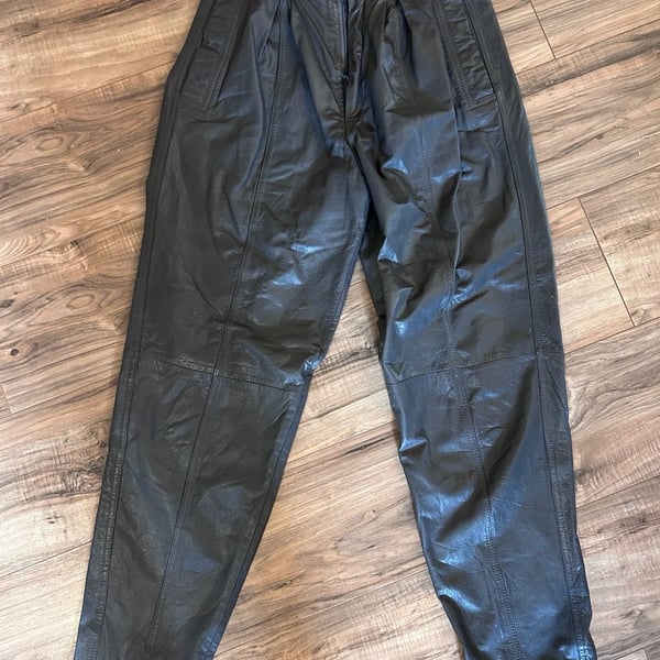 Toffs Vintage High-Waisted Genuine Leather Pleated Trousers