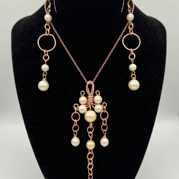 Hand Formed Copper Wire Swirls With Peach Crystal Bicone Beads - ,