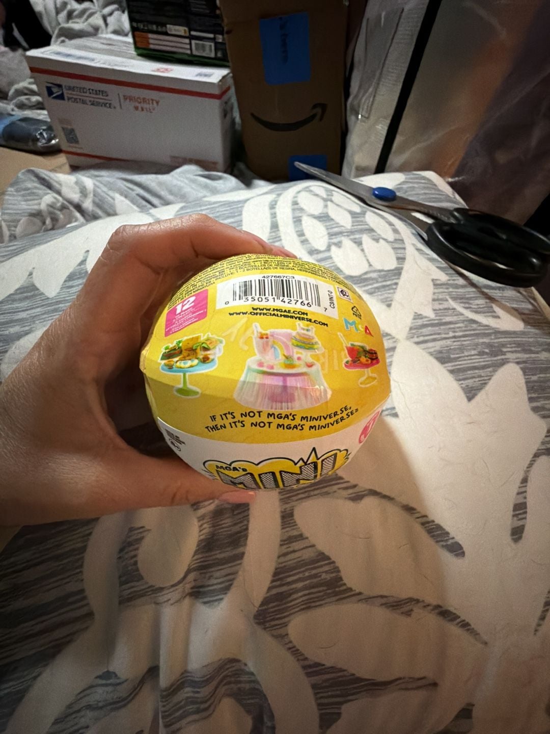 MGA's Miniverse Make It Mini Birthday Series 1 Mystery Ball 3
