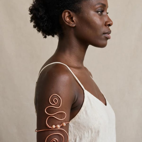 Spiral cuff - Women's fashion
