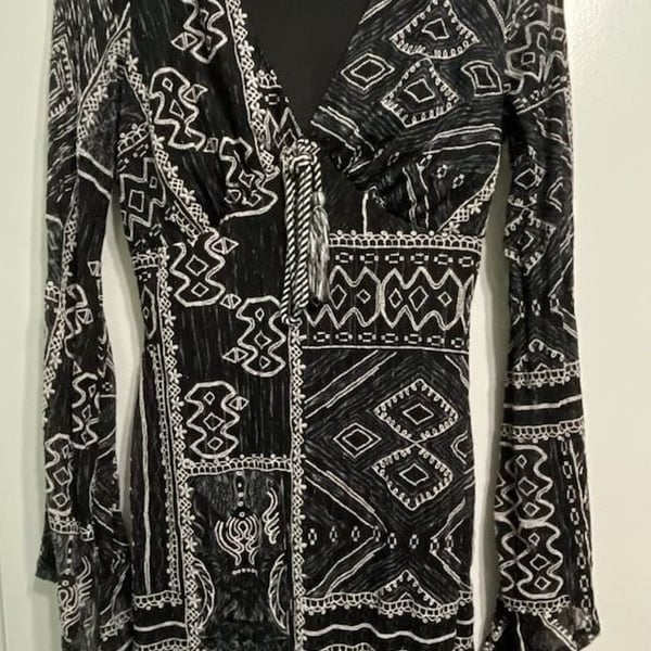 VENUS Black & White Tribal Gypsy Fairy Embroidered Print Long Sleeve Mini Dress
