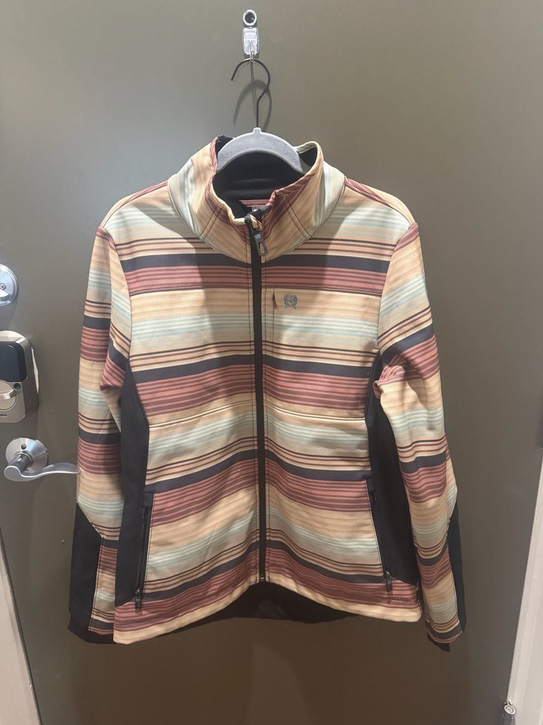 Cinch Women's Bonded Soft Shell Stripe Zip-Up Jacket 2