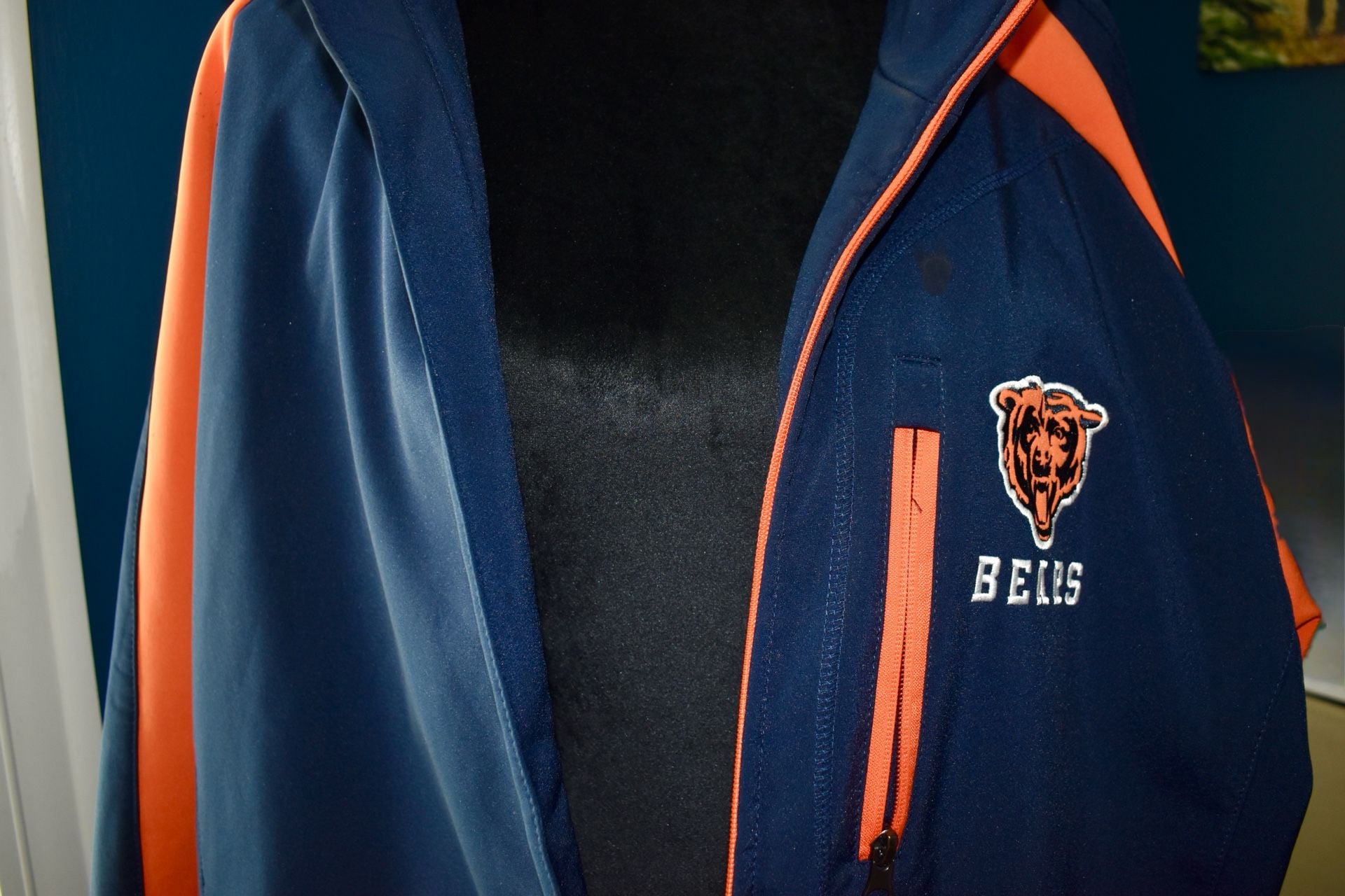 Chicago Bears NFL Official Licensed Full-Zip Performance Softshell Jacket 2