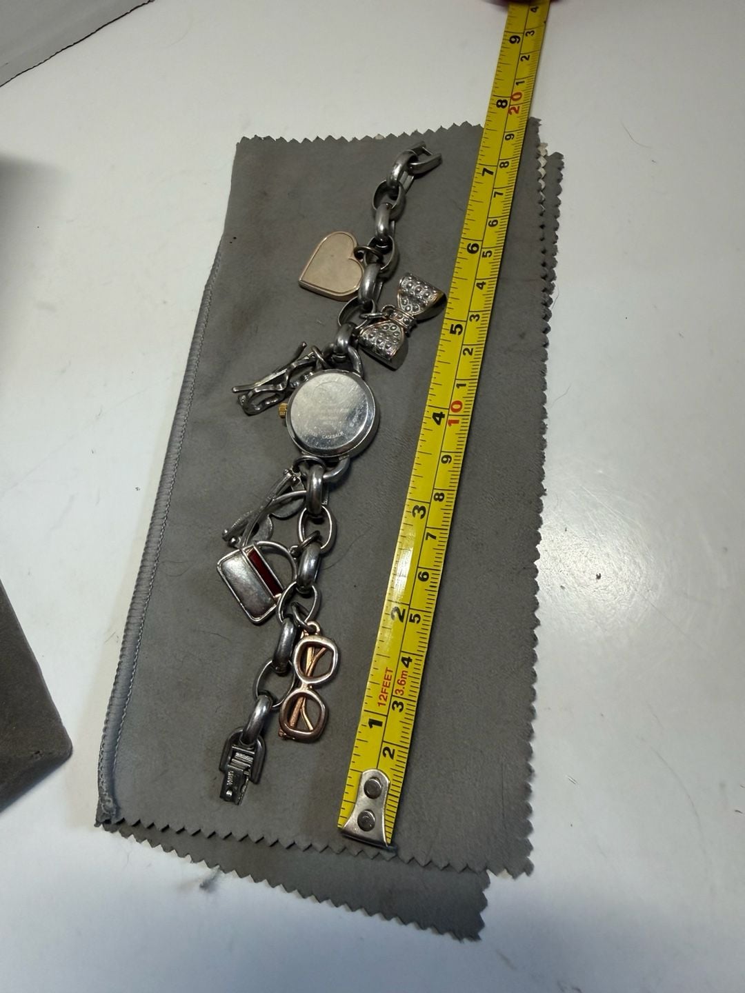 Disney Minnie Mouse Accutime MN2070 Charm Bracelet Watch 8
