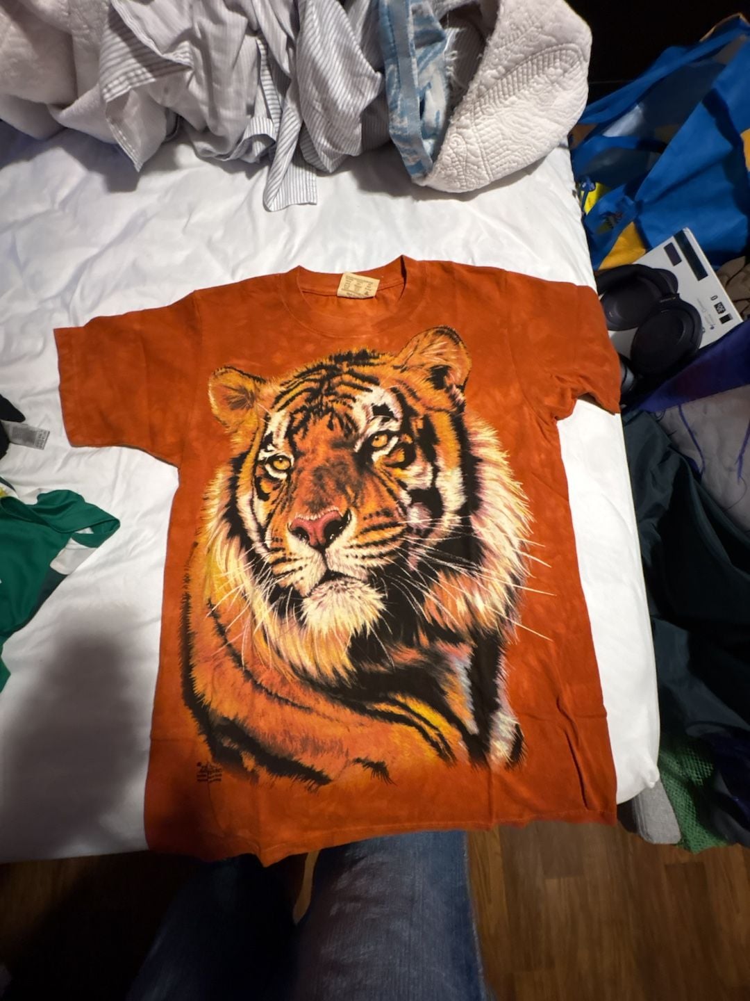 The Mountain Bronx Zoo Tiger Power & Grace Graphic T-Shirt 2