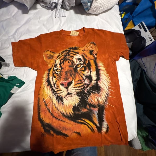 The Mountain Bronx Zoo Tiger Power & Grace Graphic T-Shirt