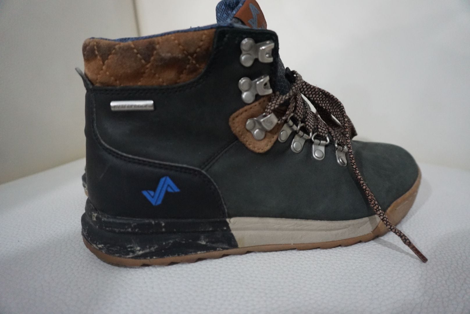 Product thumbnail 6